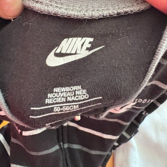 Nike Logo Footed PJs Pajamas Baby Newborn Just do it Air Jordan - Picture 6 of 7